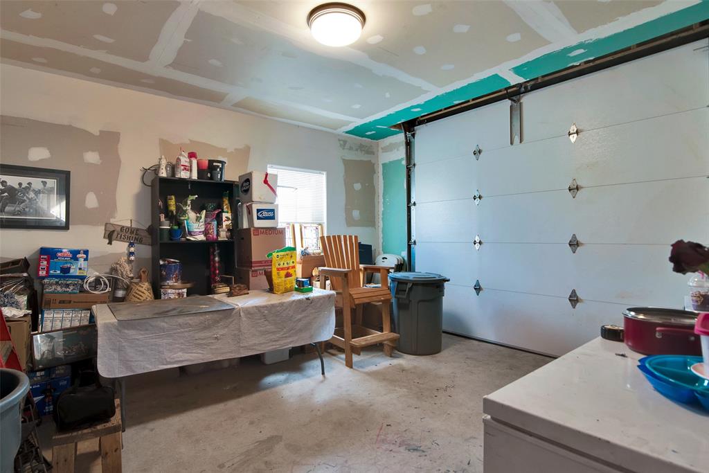 263 Esquire Drive Denison, TX 75021 - Photo 15 of 38 a living room with furniture and a wooden floor