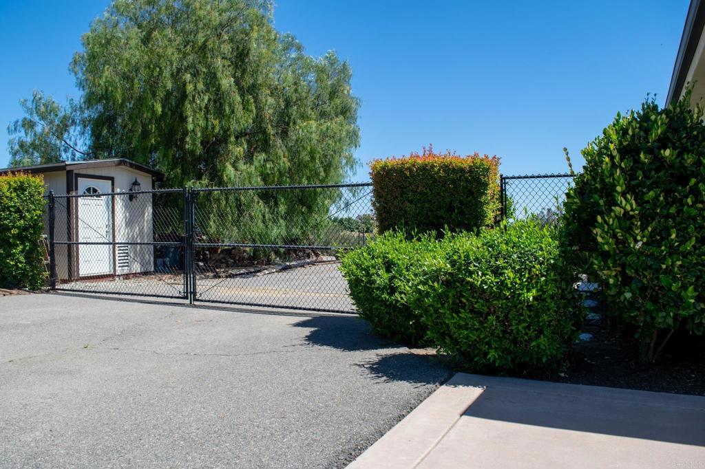 2521 Ralls Street Fallbrook, CA 92028 - Photo 27 of 43