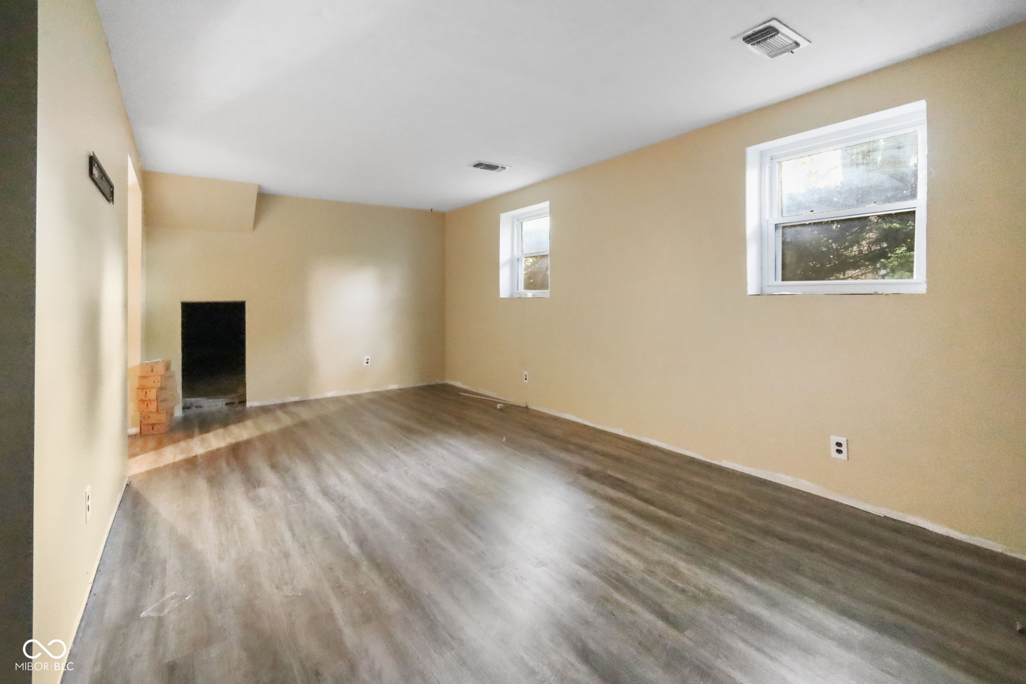 1164 Commission Road Greenwood, IN 46142 - Photo 18 of 20 Gallery Image 18