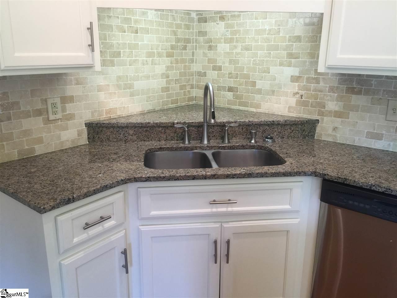 898 East Jerry Road Laurens, SC 29360 - Photo 14 of 15 Gallery Image 14