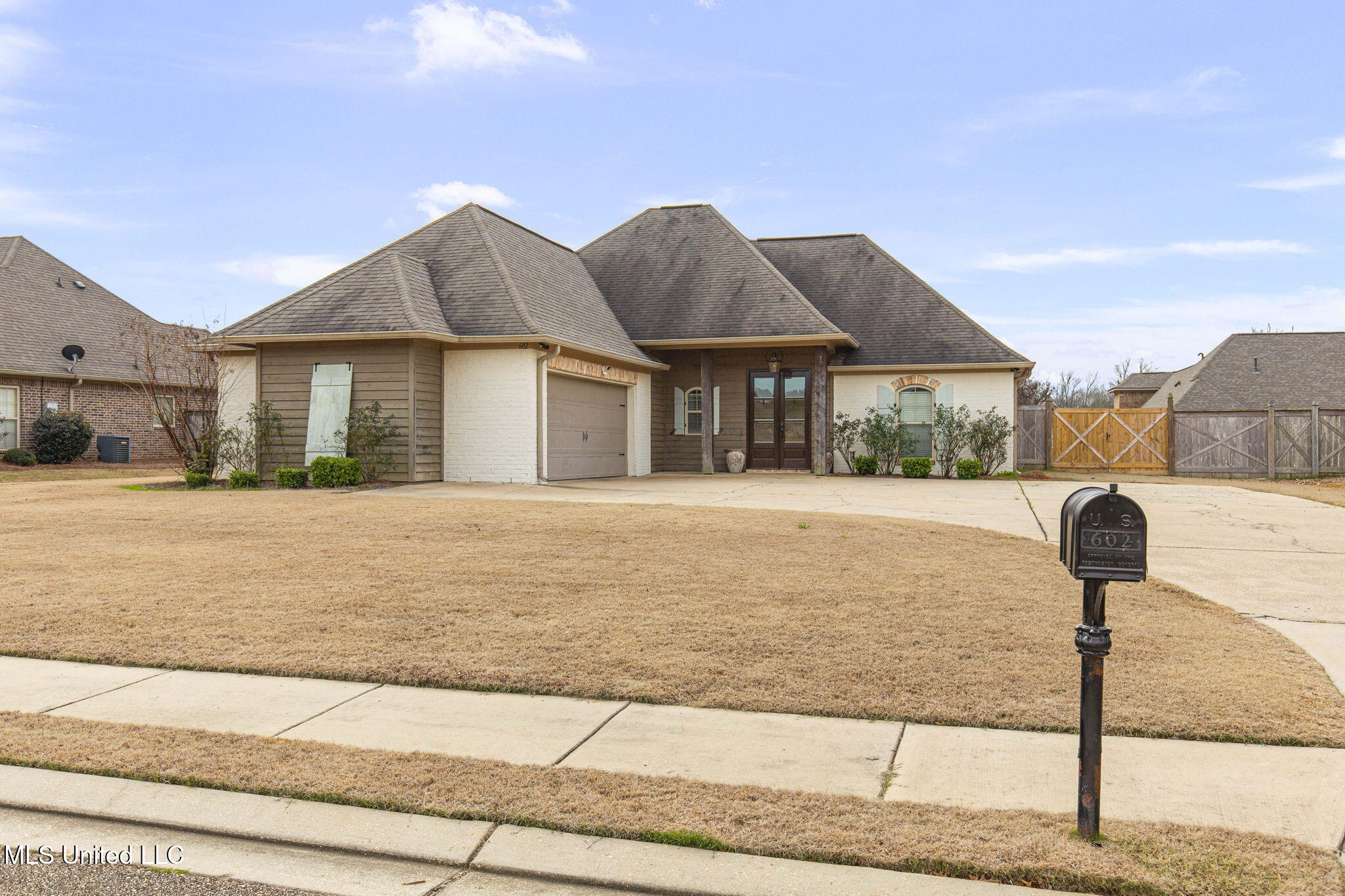 602 Belle Oak Lane Brandon, MS 39042 - Photo 2 of 59 2-web-or-mls-602 Belle Oak-2
