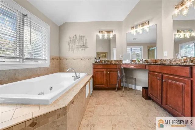 $1,029,000 | 5 Elizabeth Court, Colonia, NJ 07067