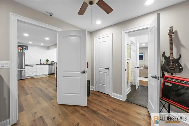 $1,029,000 | 5 Elizabeth Court, Colonia, NJ 07067