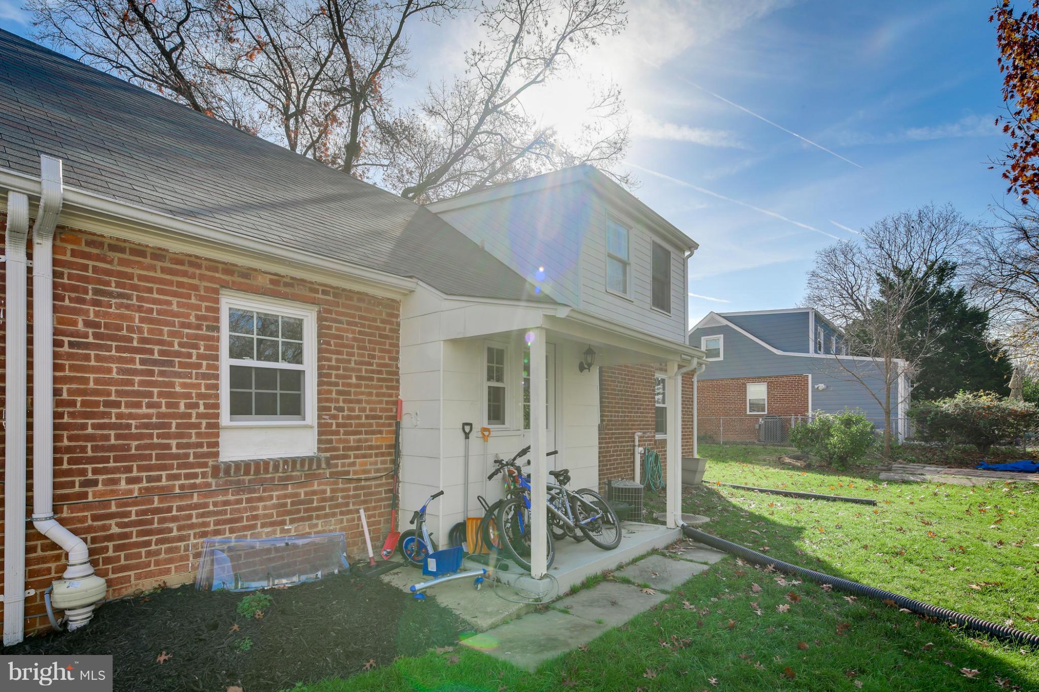 1830 Brisbane Street Silver Spring, MD 20902 - Photo 28 of 30 Exterior (Rear)