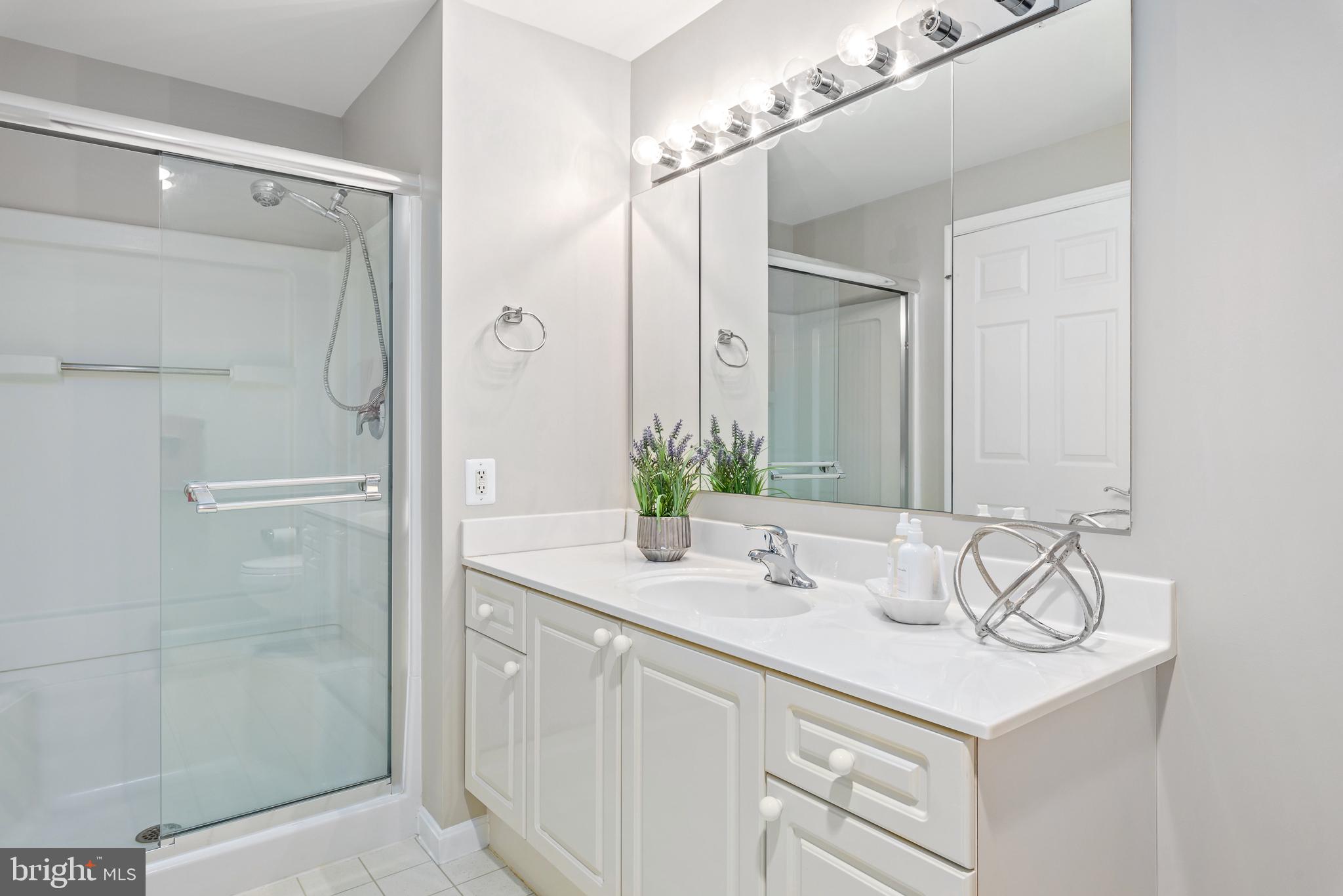 19365 Cypress Ridge Terrace, Unit 515 Leesburg, VA 20176 - Photo 12 of 33