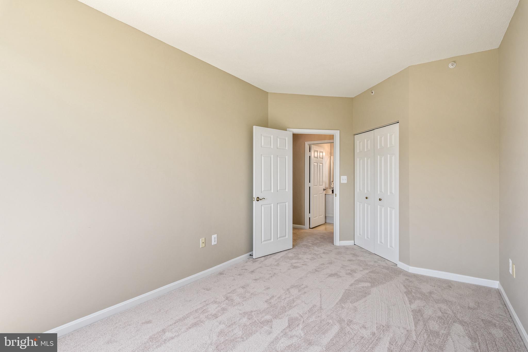 19365 Cypress Ridge Terrace, Unit 515 Leesburg, VA 20176 - Photo 13 of 33
