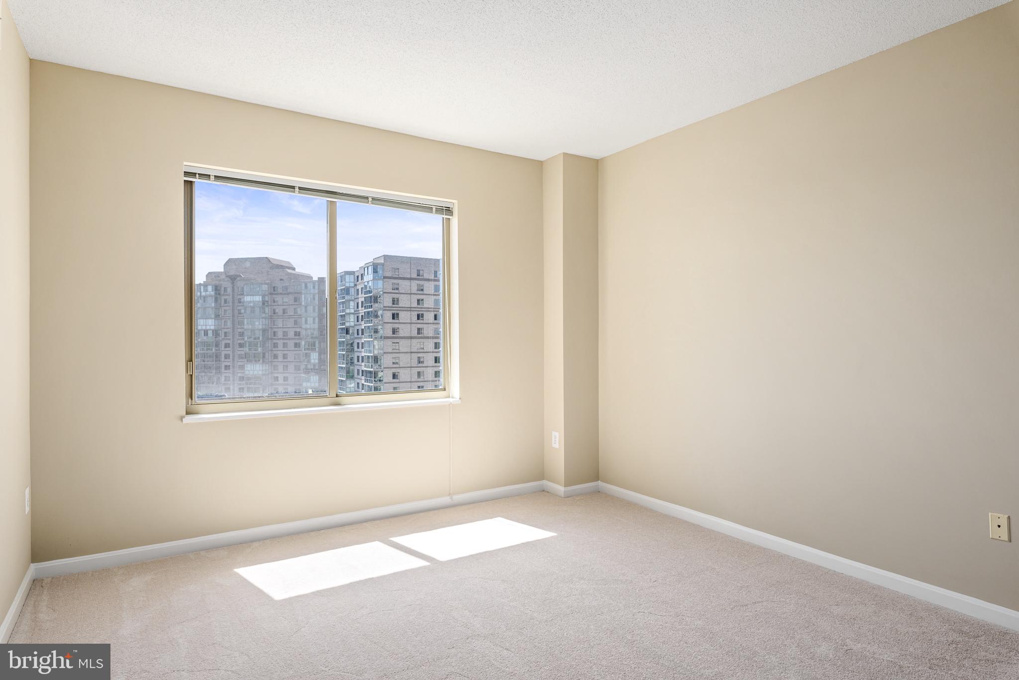 19365 Cypress Ridge Terrace, Unit 515 Leesburg, VA 20176 - Photo 14 of 33