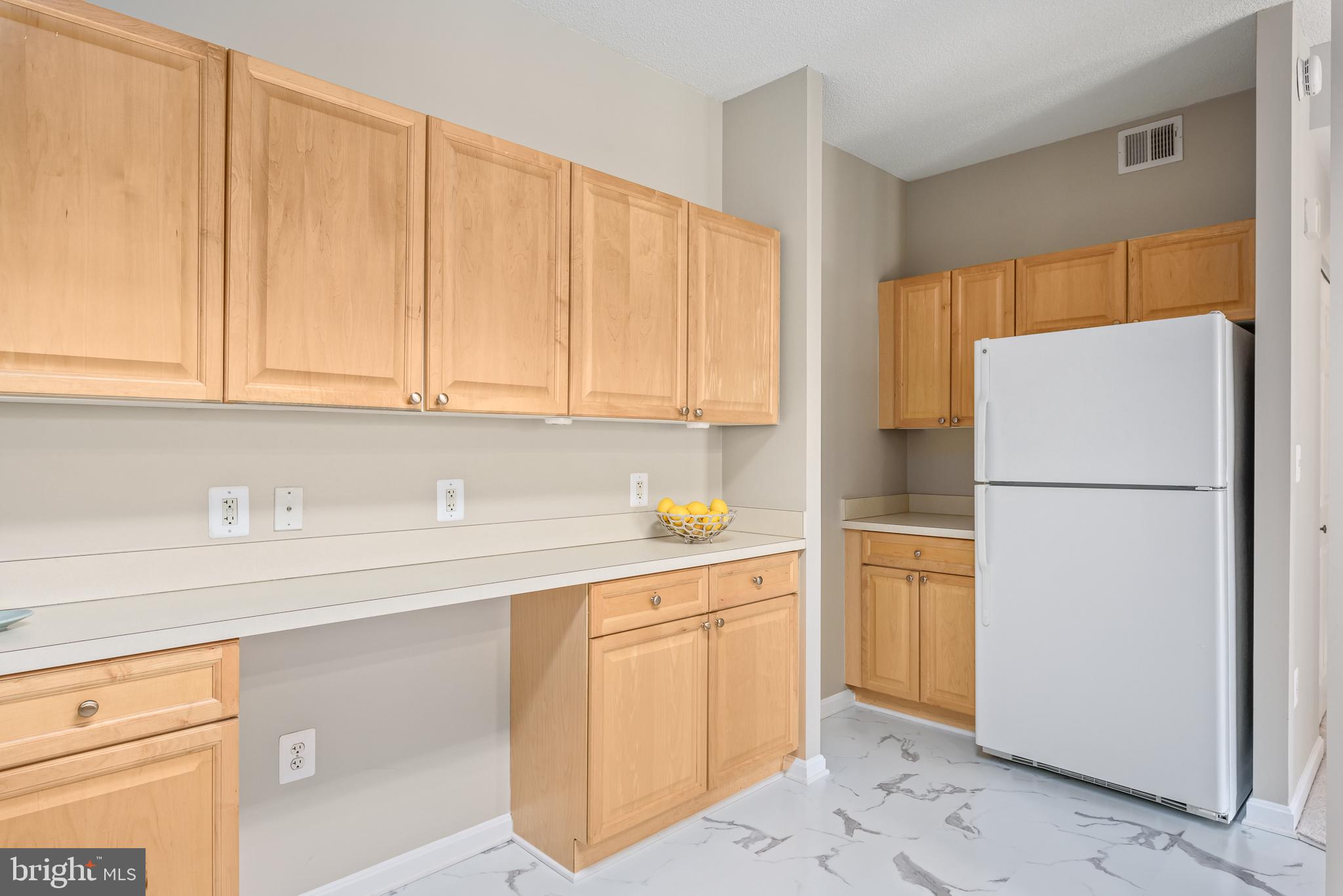 19365 Cypress Ridge Terrace, Unit 515 Leesburg, VA 20176 - Photo 17 of 33