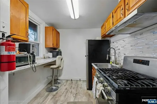 $599,999 | 458 Fairview Avenue, Orange, NJ 07050