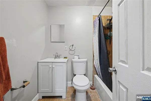 $599,999 | 458 Fairview Avenue, Orange, NJ 07050