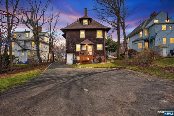 $599,999 | 458 Fairview Avenue, Orange, NJ 07050