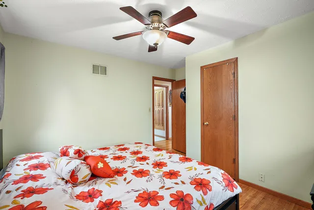 $274,900 | 4934 North Oliver Avenue, Minneapolis, MN 55430