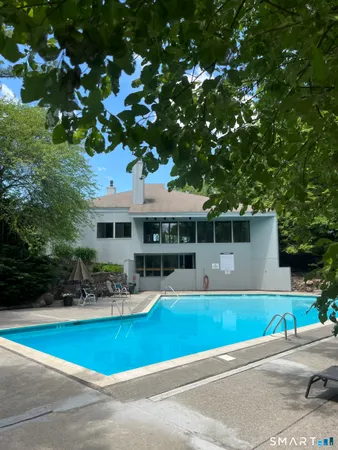 $2,200 | 8 Quarry Corner, Unit 8, Ridgefield, CT 06877