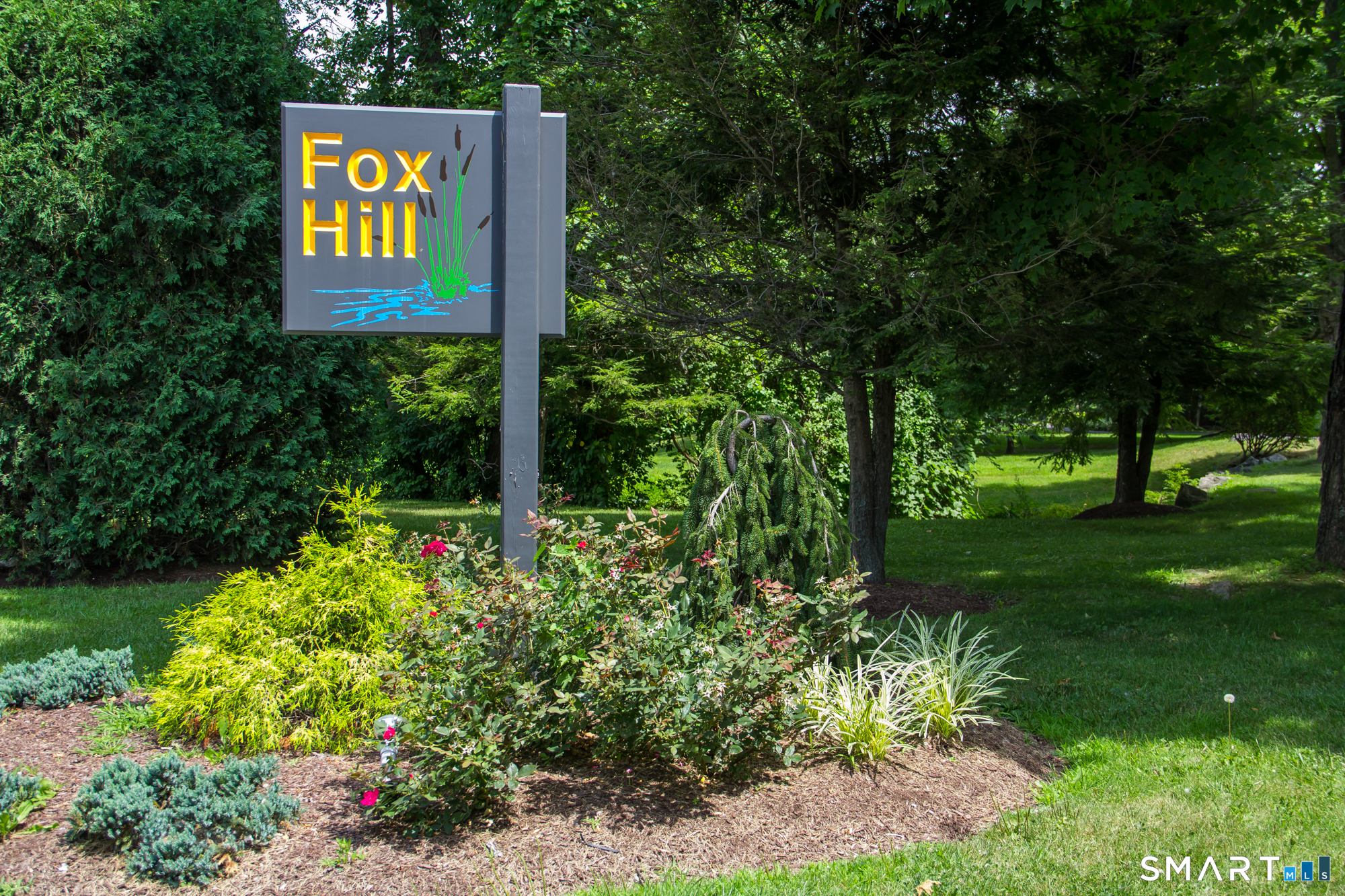 8 Quarry Corner, Unit 8 Ridgefield, CT 06877 - Photo 2 of 24 Fox Hill