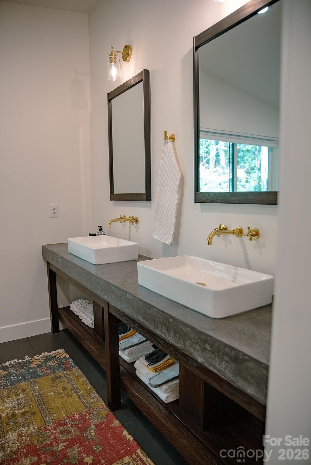 808 Mountain Cove Road Hendersonville, NC 28792 - Photo 16 of 33