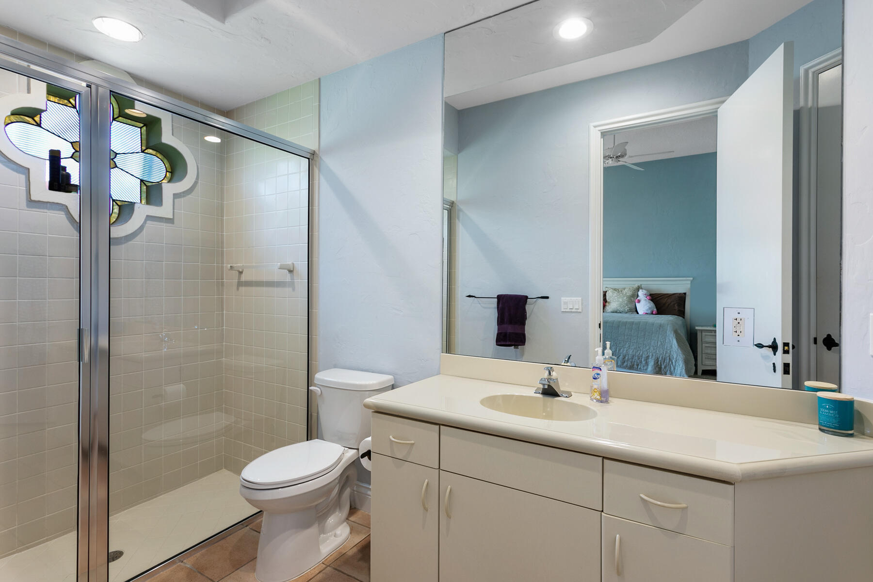 8158 Native Dancer Road East Palm Beach Gardens, FL 33418 - Photo 17 of 47 Fourth_Bathroom_web steep 13