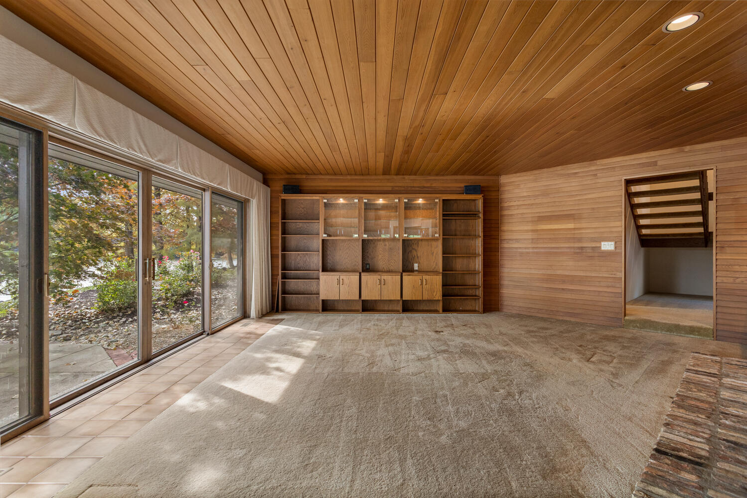 4002 Lakepoint Road Champaign, IL 61822 - Photo 17 of 41