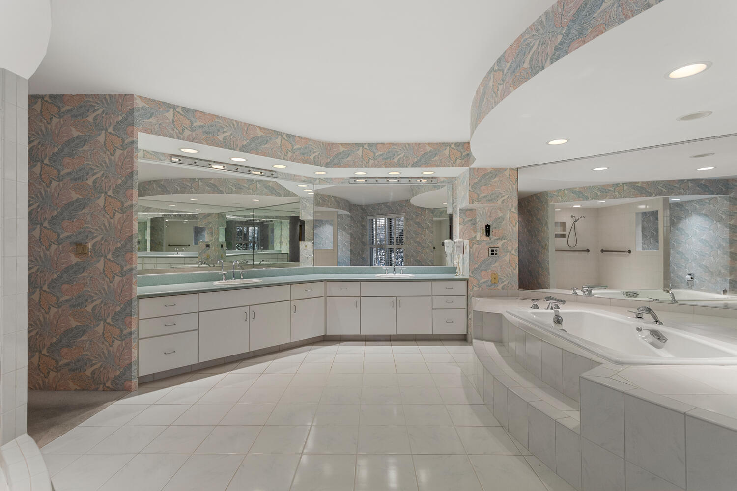 4002 Lakepoint Road Champaign, IL 61822 - Photo 27 of 41