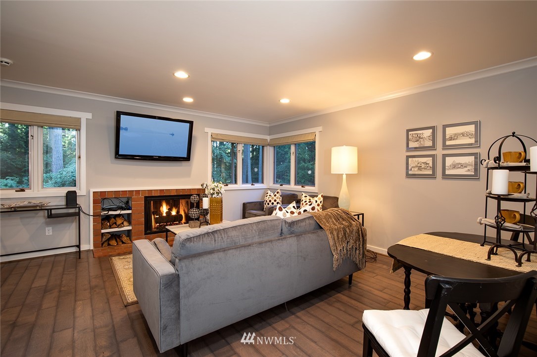 143 Moss Road Seattle, WA 98177 - Photo 19 of 28 Gallery Image 19
