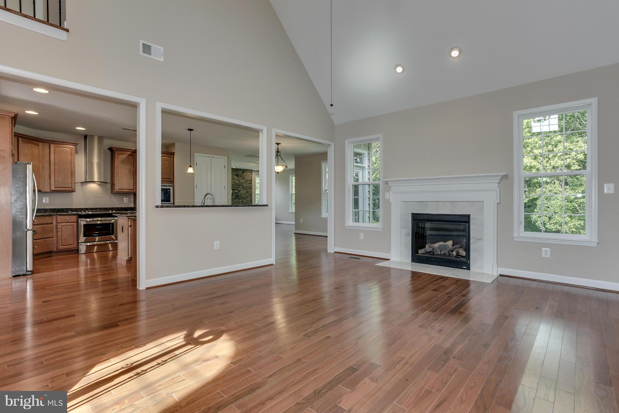 11103 Riverview Road Fort Washington, MD 20744 - Photo 3 of 29 Interior (General)