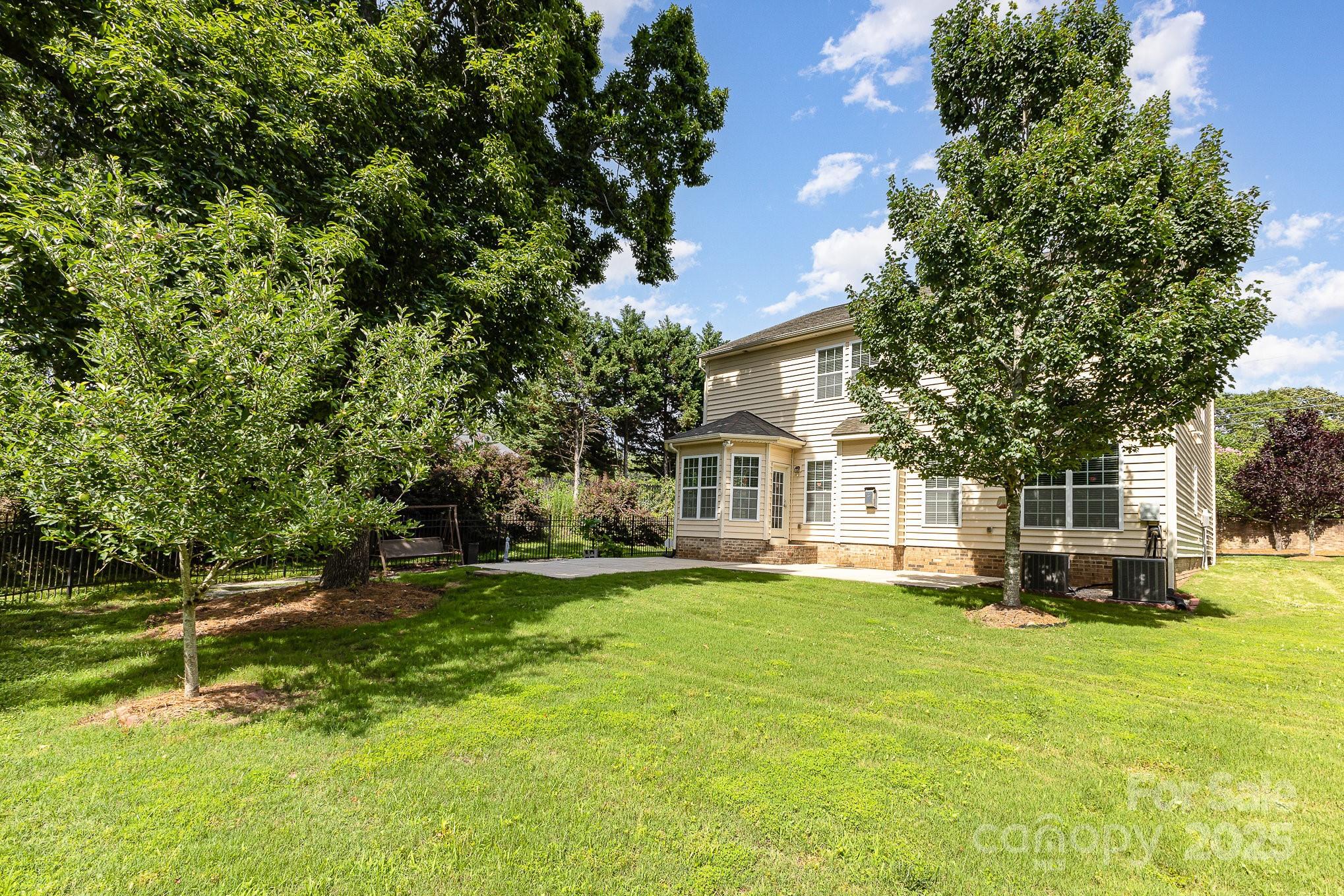 10105 Community House Road Charlotte, NC 28277 - Photo 34 of 40 Gallery Image 34