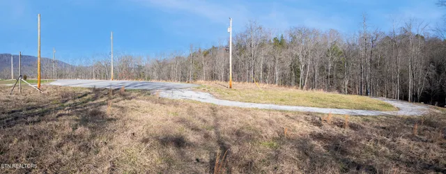 $280,000 | 348 Wagon Lane, Speedwell, TN 37870