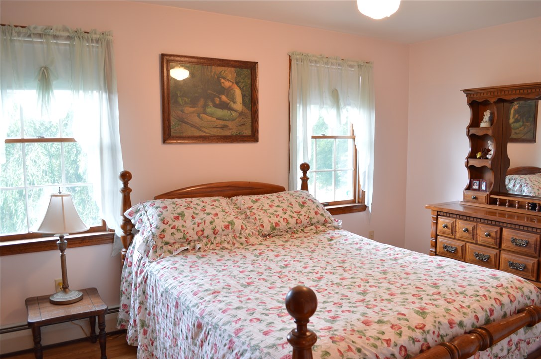 8 Wildwood Road Narragansett, RI 02882 - Photo 14 of 19