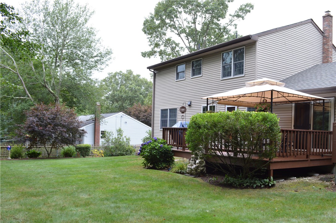 8 Wildwood Road Narragansett, RI 02882 - Photo 17 of 19