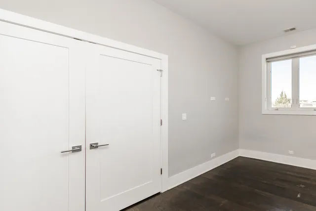 $688,800 | 2018 South Loomis Street, Unit 3, Chicago, IL 60608