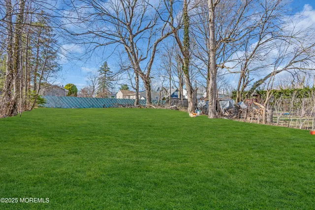 $395,000 | 21 Bowne Avenue, Freehold, NJ 07728