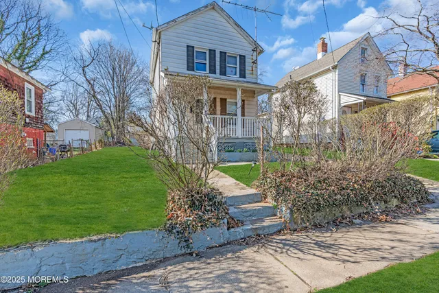 $395,000 | 21 Bowne Avenue, Freehold, NJ 07728