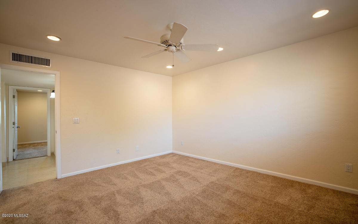 10911 East Limberlost Road Tucson, AZ 85749 - Photo 34 of 44 Gallery Image 34
