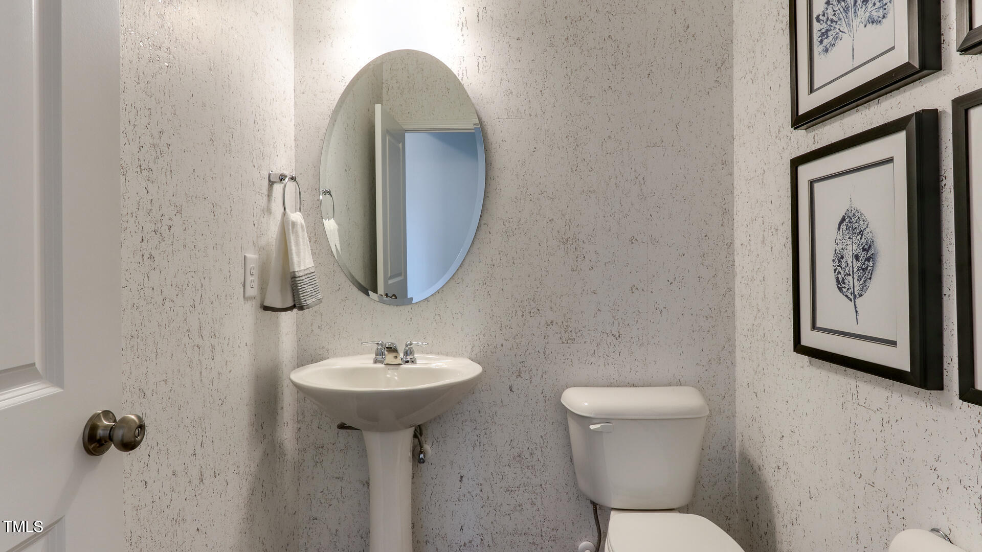 416 Deercroft Drive Apex, NC 27539 - Photo 20 of 46 17