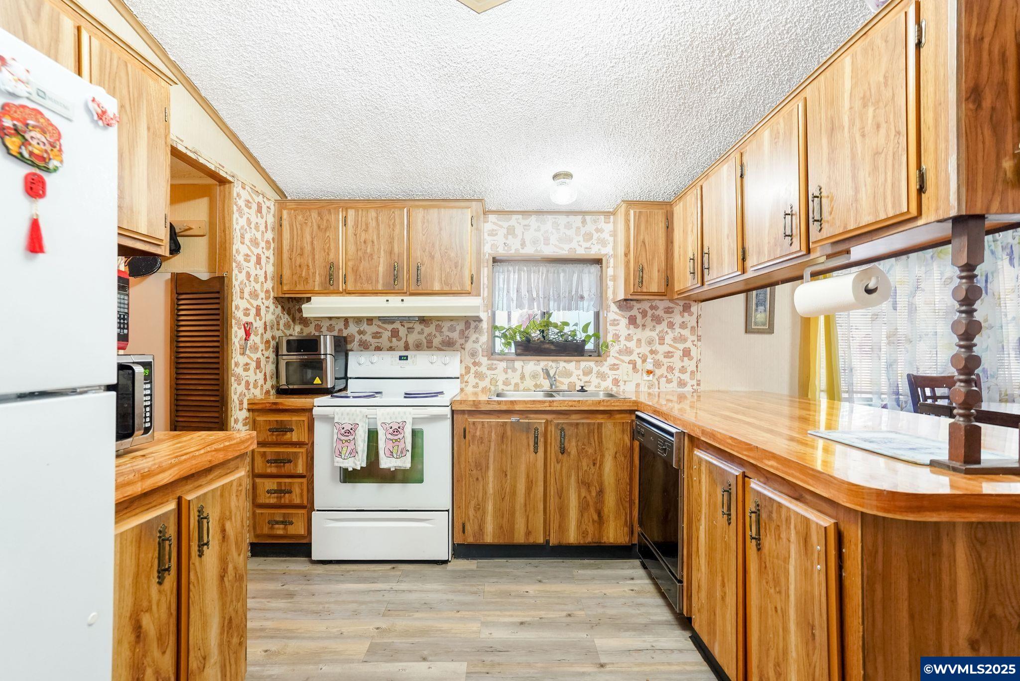 4995 Sunnyside Road Southeast, Unit W11 Salem, OR 97302 - Photo 14 of 36