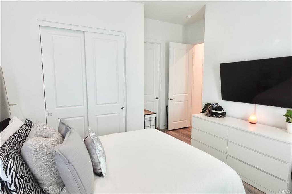 20551 Hummingbird Court Porter Ranch, CA 91326 - Photo 22 of 40 Bedroom 1