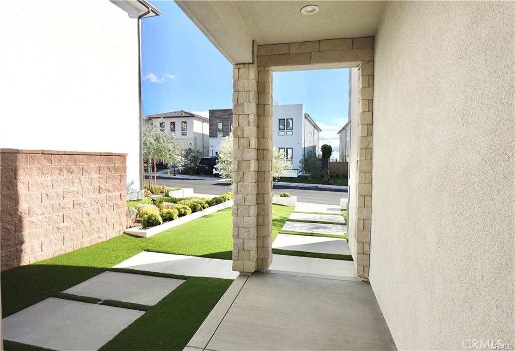 20551 Hummingbird Court Porter Ranch, CA 91326 - Photo 39 of 40 View from front door