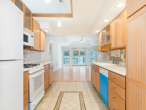 $445,000 | 510 South President Street, Wheaton, IL 60187