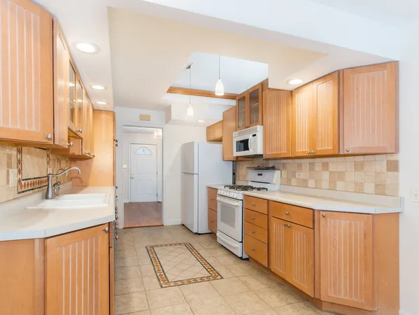 $445,000 | 510 South President Street, Wheaton, IL 60187