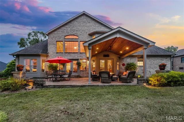 $619,900 | 121 Fox Hill Court, Edwardsville, IL 62025