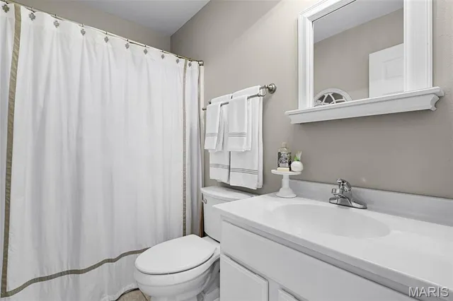 $619,900 | 121 Fox Hill Court, Edwardsville, IL 62025