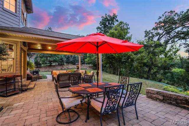 $619,900 | 121 Fox Hill Court, Edwardsville, IL 62025