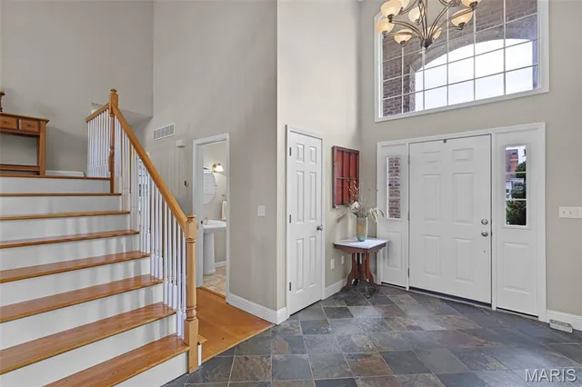 $619,900 | 121 Fox Hill Court, Edwardsville, IL 62025