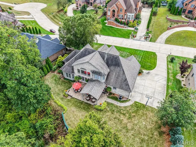 $619,900 | 121 Fox Hill Court, Edwardsville, IL 62025