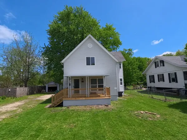 $195,000 | 649 Indiana Avenue, Galesburg, IL 61401