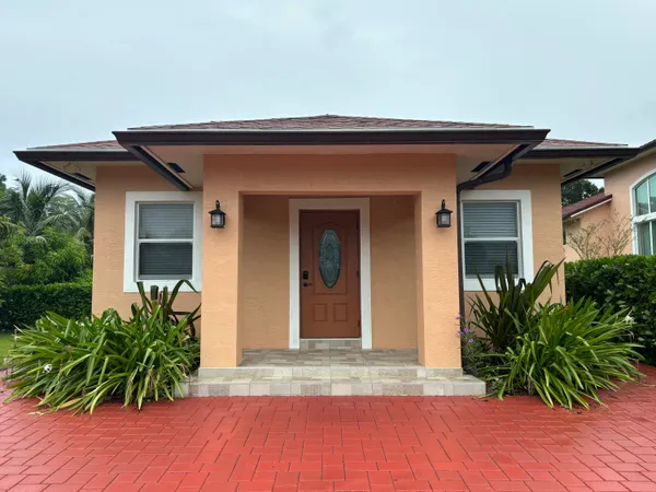 $2,500 | 4649 Lillian Avenue, Unit A, Palm Beach Gardens, FL 33418
