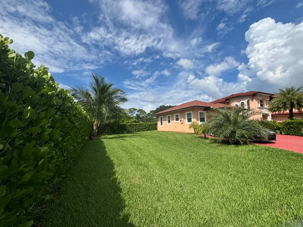 $2,500 | 4649 Lillian Avenue, Unit A, Palm Beach Gardens, FL 33418