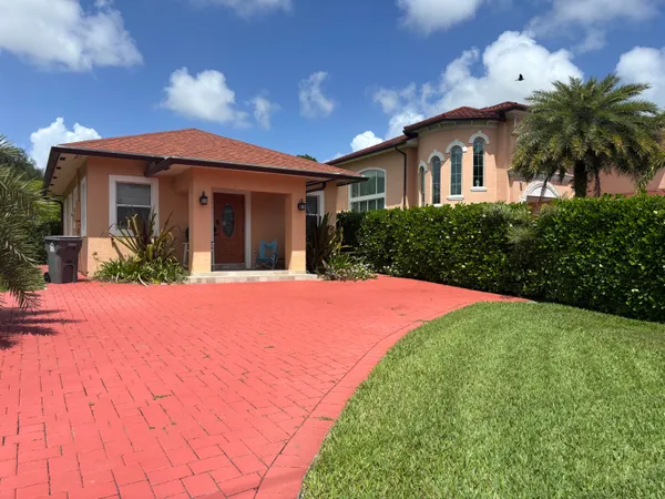 $2,500 | 4649 Lillian Avenue, Unit A, Palm Beach Gardens, FL 33418