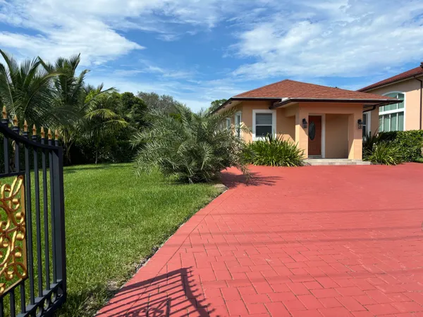 $2,500 | 4649 Lillian Avenue, Unit A, Palm Beach Gardens, FL 33418