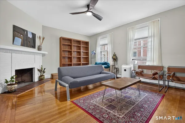 $2,000 | 146 Everit Street, Unit B, New Haven, CT 06511