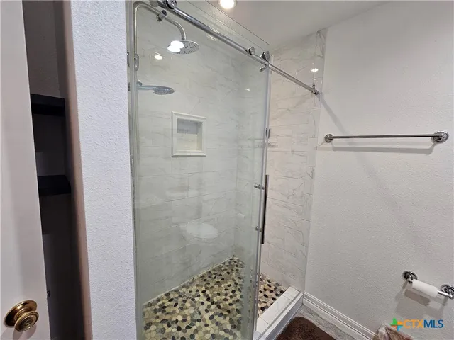 $318,900 | 1648 Eastwood Drive, Seguin, TX 78155